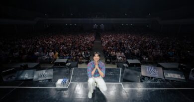 ปิดฉากความประทับใจ! “กงยู” เสิร์ฟโมเมนต์สุดเอ็กซ์คลูซีฟ ร่วมกับ กลุ่มธนบุรี ใน 2026 GONG YOO ASIA FANMEETING TOUR〈THE LONG TAKE〉IN BANGKOK เติมเต็มความคิดถึงด้วยเรื่องราวตลอด 25 ปีในวงการ พร้อมเซอร์ไพรส์ใกล้ชิดแฟนไทยทั่วฮอลล์
